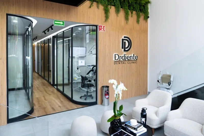 Interior de Clínica DrDiente Roma Norte