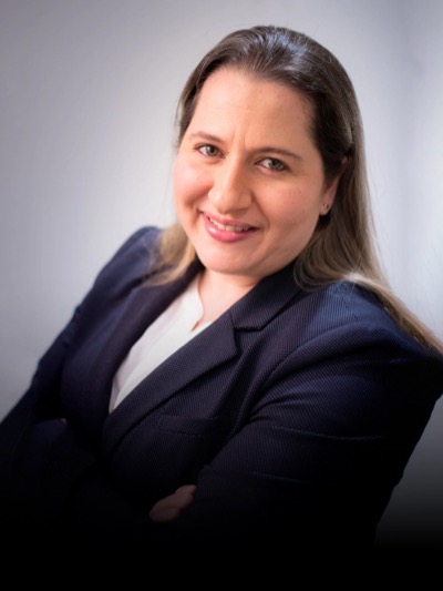Dra. Laura Libertella — Cirujana Oral e Implantóloga Clínica DrDiente